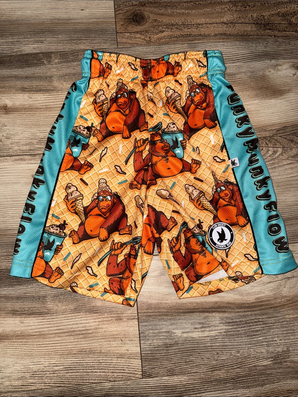 Flow Society size Sm. Boys Funky Munky Attack Shorts